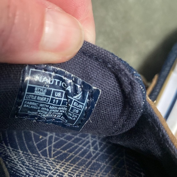 Toddler boy Nautica Navy and Tan Boat Shoes - Picture 4 of 5